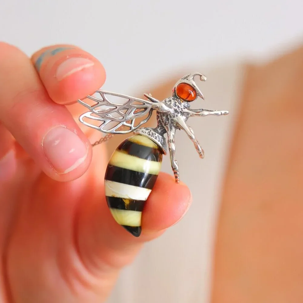Baltic Amber Bumble Bee Pendant Necklace 925 Sterling Silver